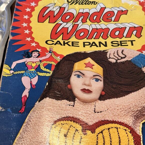 1978 Wilton Wonder Woman Cake Pan Set Face Plate Original Box Complete - Picture 5 of 6